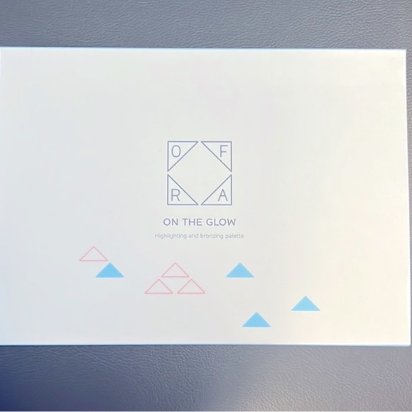 OFRA -PRO PALETTE-ON THE GLOW- Bronzer & Highlighter Made for all skin tones. - Picture 1 of 5